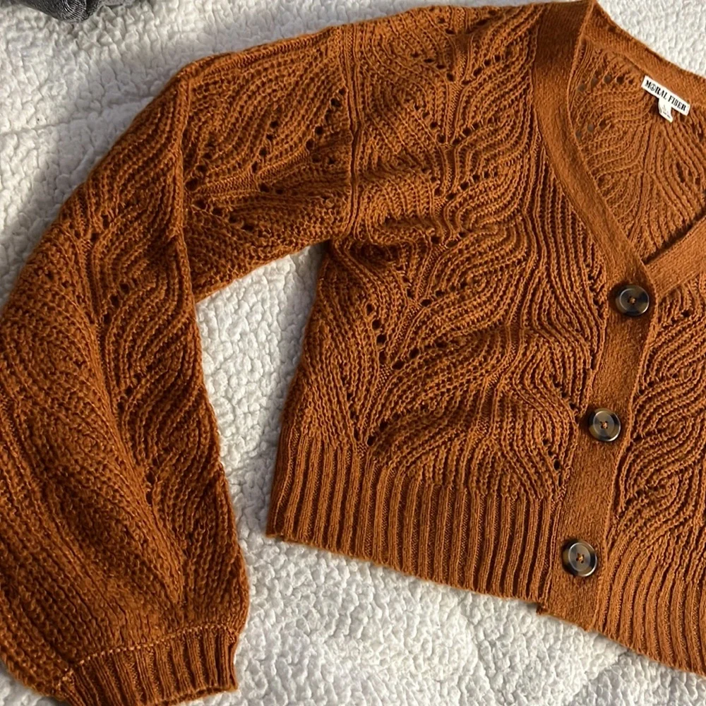 Short - Picture 2 of 5